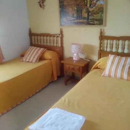 Carmen Molina Edificio Esmeralda Кальпе