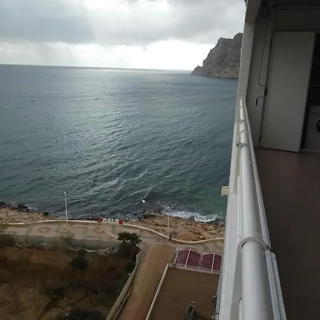 Carmen Molina Edificio Esmeralda Calp