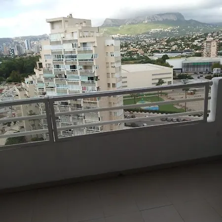 Carmen Molina Edificio Esmeralda * Κάλπε
