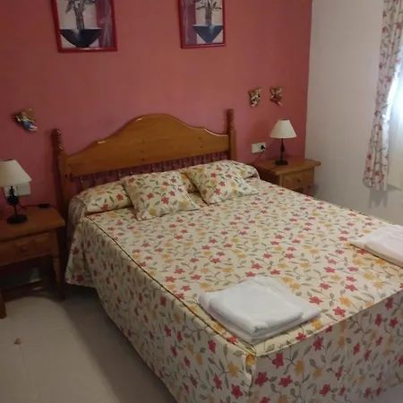 Carmen Molina Edificio Esmeralda Кальпе