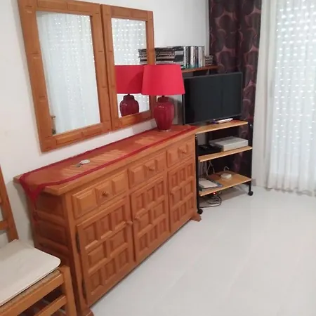 Carmen Molina Edificio Esmeralda